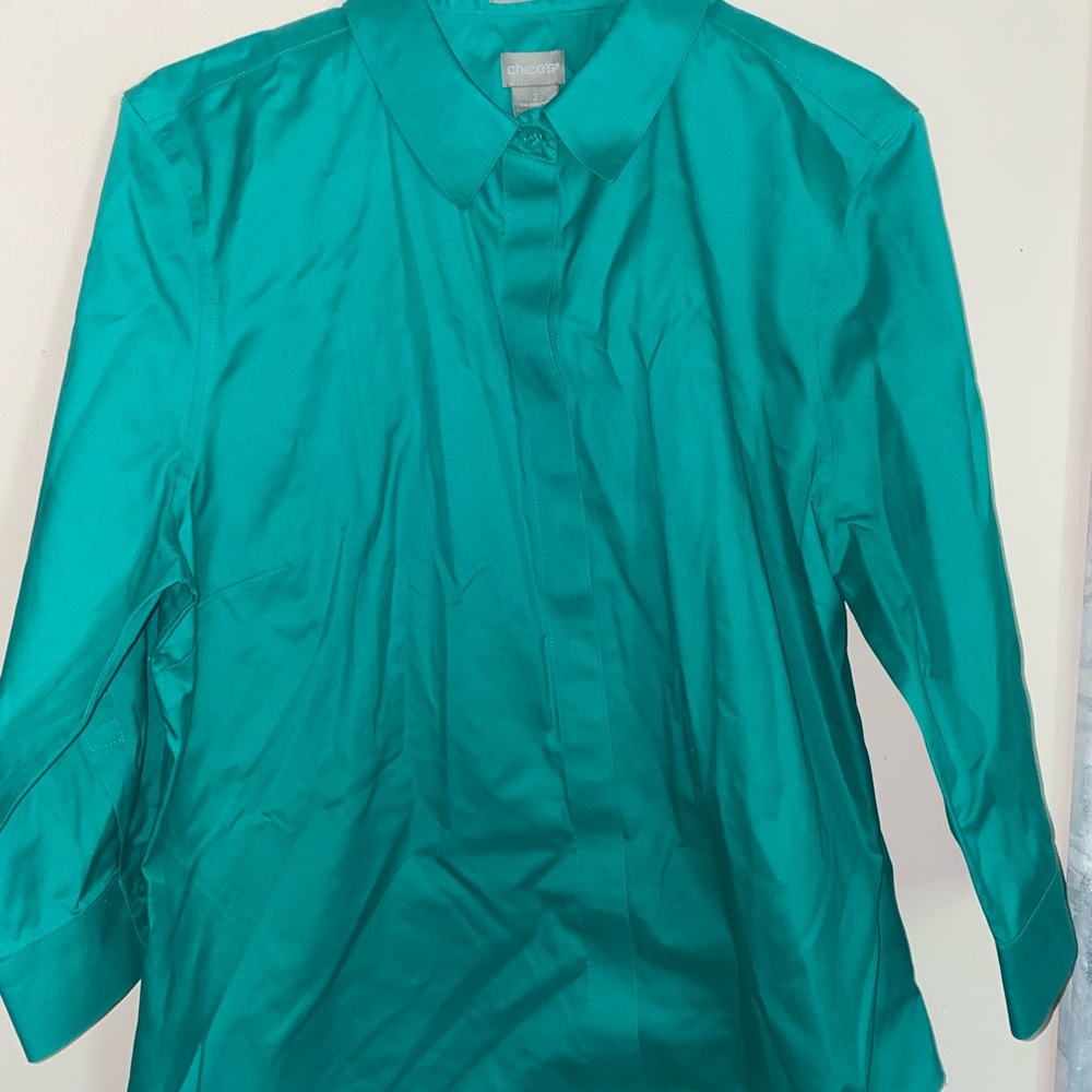 Chico button down size 2 new with tags